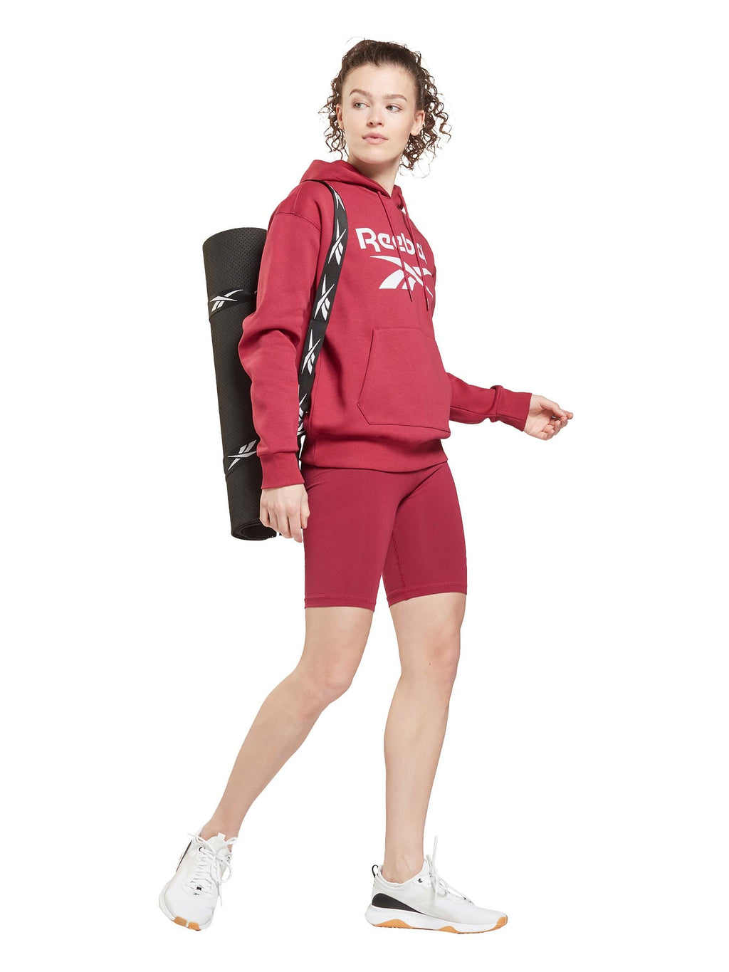 REEBOK Суитшърт Identity Logo