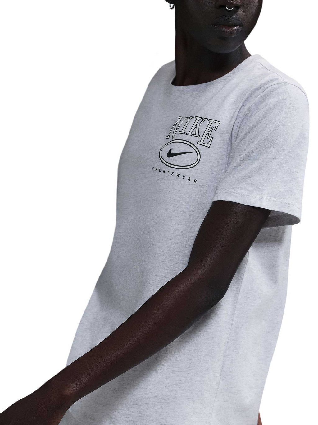 NIKE Тениска W NSW CLUB SS TEE CC