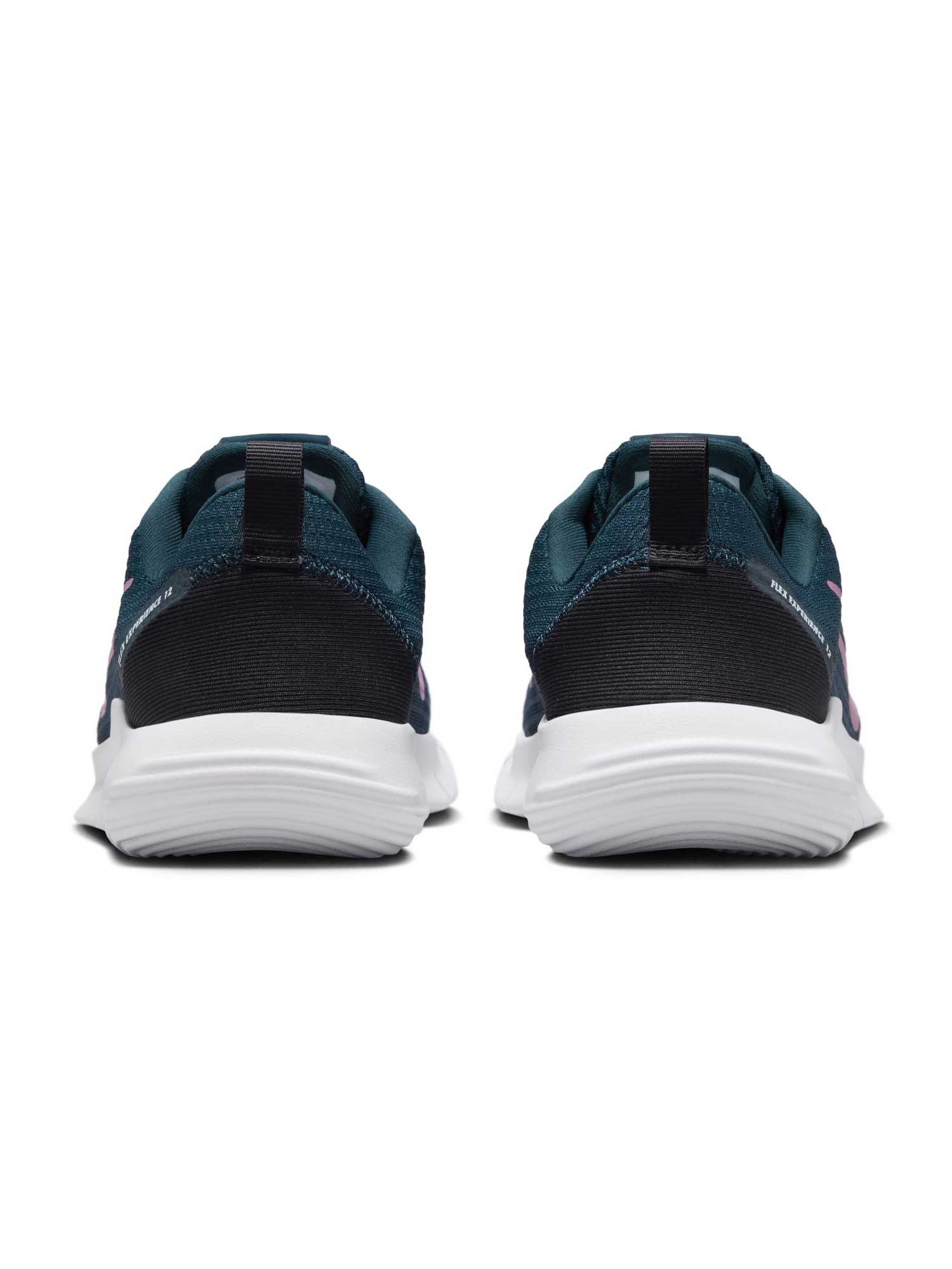 NIKE Обувки W FLEX EXPERIENCE RN 12