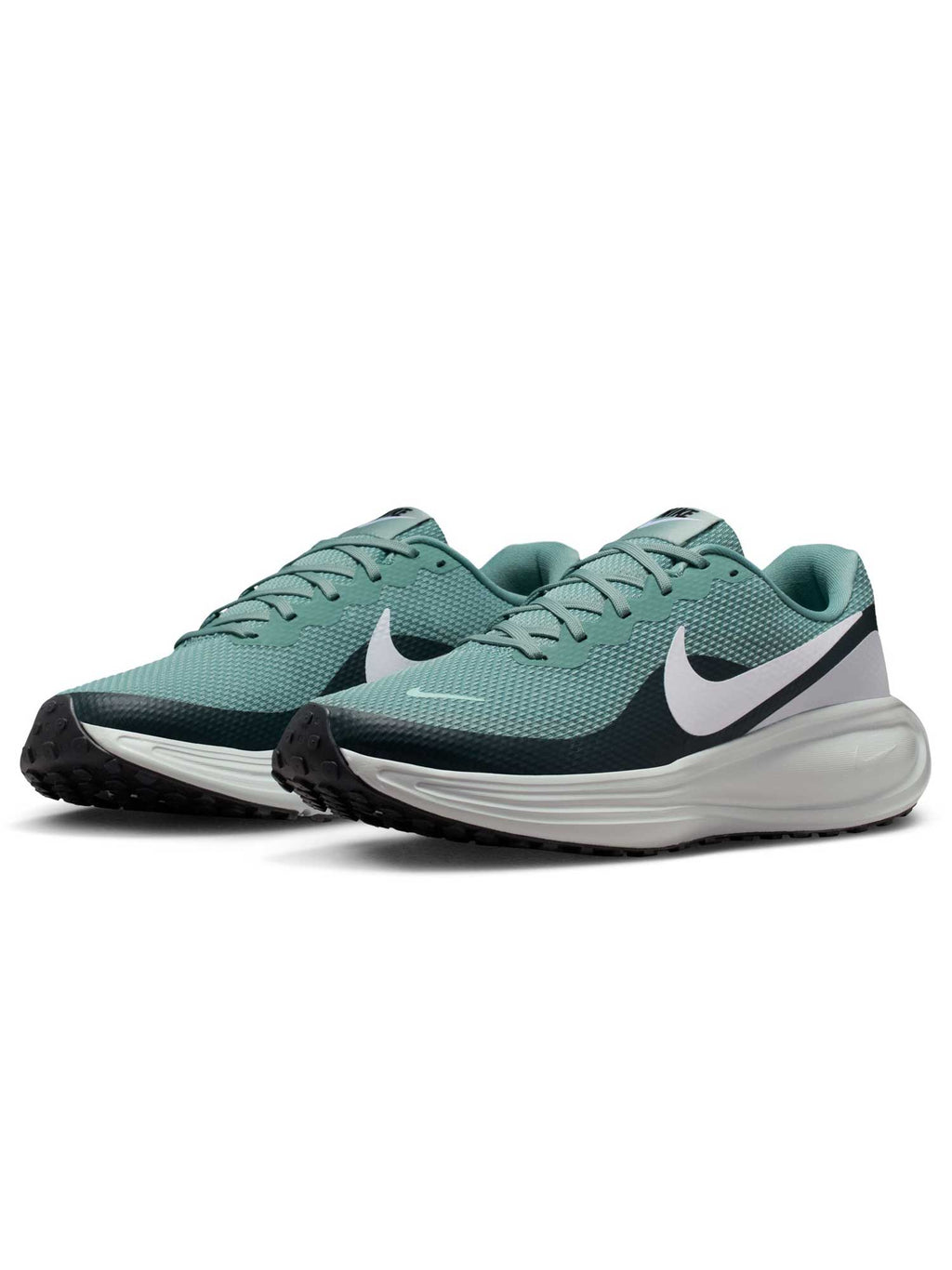 NIKE Обувки REVOLUTION 8