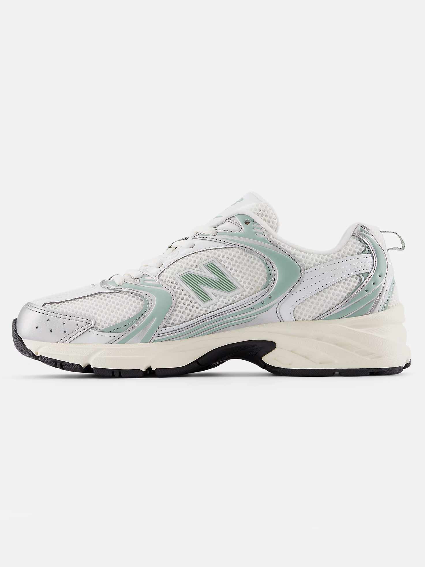 NEW BALANCE Обувки 530 - CLASSICS