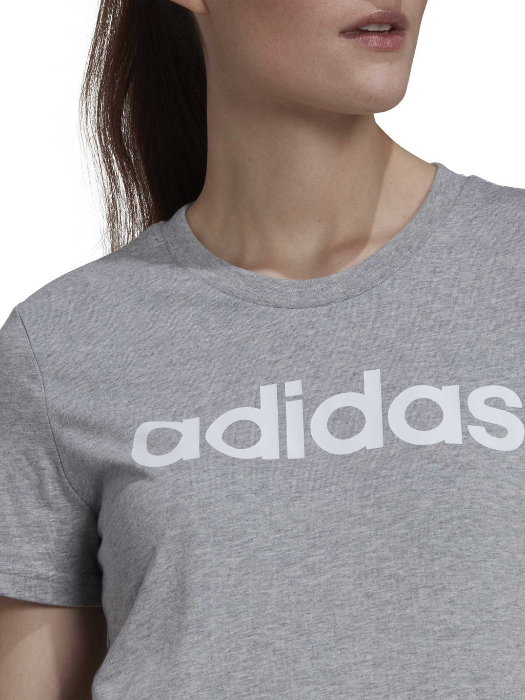 ADIDAS SPORTSWEAR Тениска LOUNGEWEAR Essentials Slim Logo
