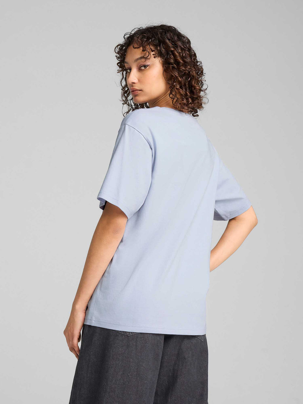 PUMA Тениска HER Graphic Tee