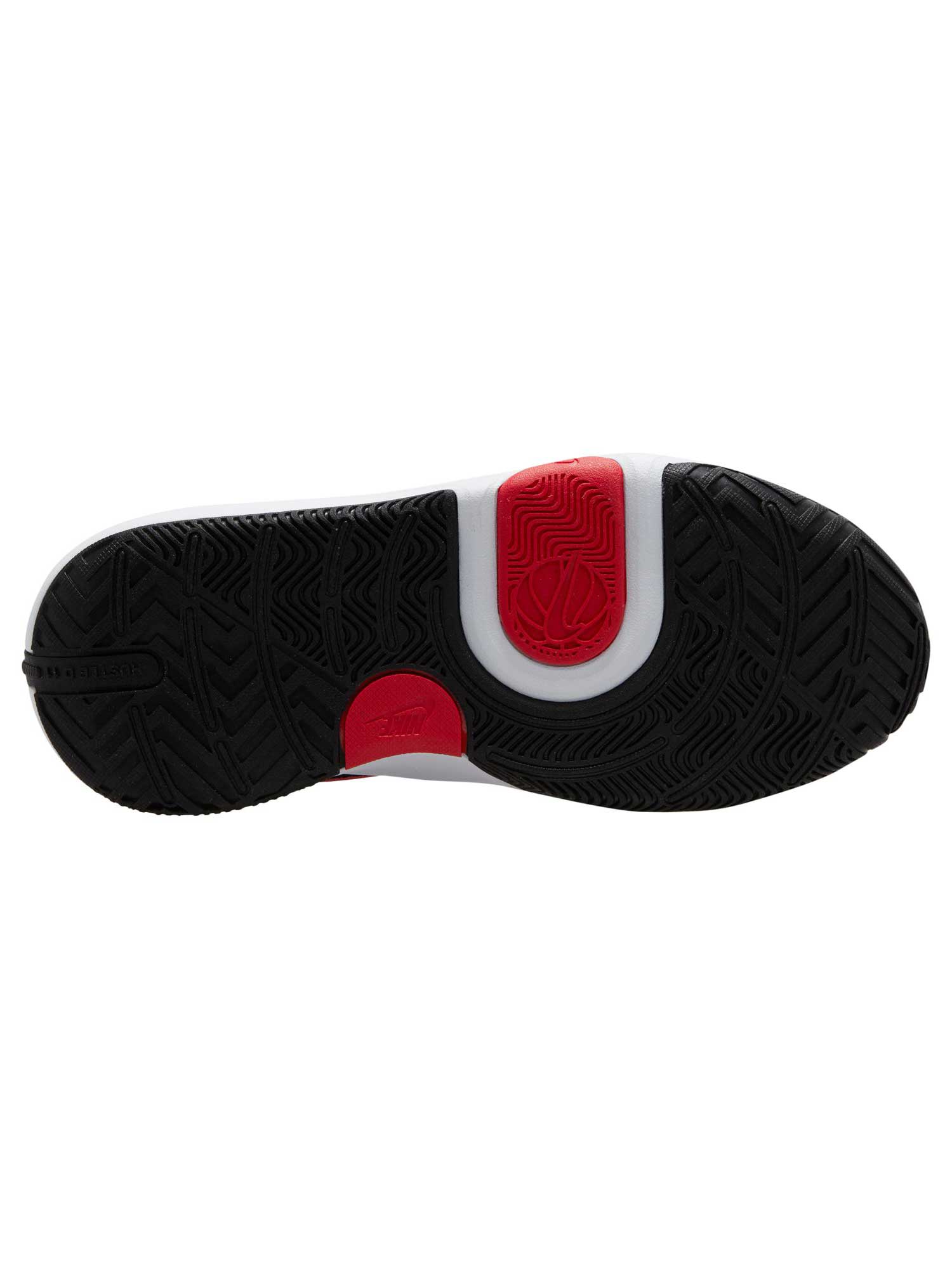 NIKE Обувки TEAM HUSTLE D 11 (GS)