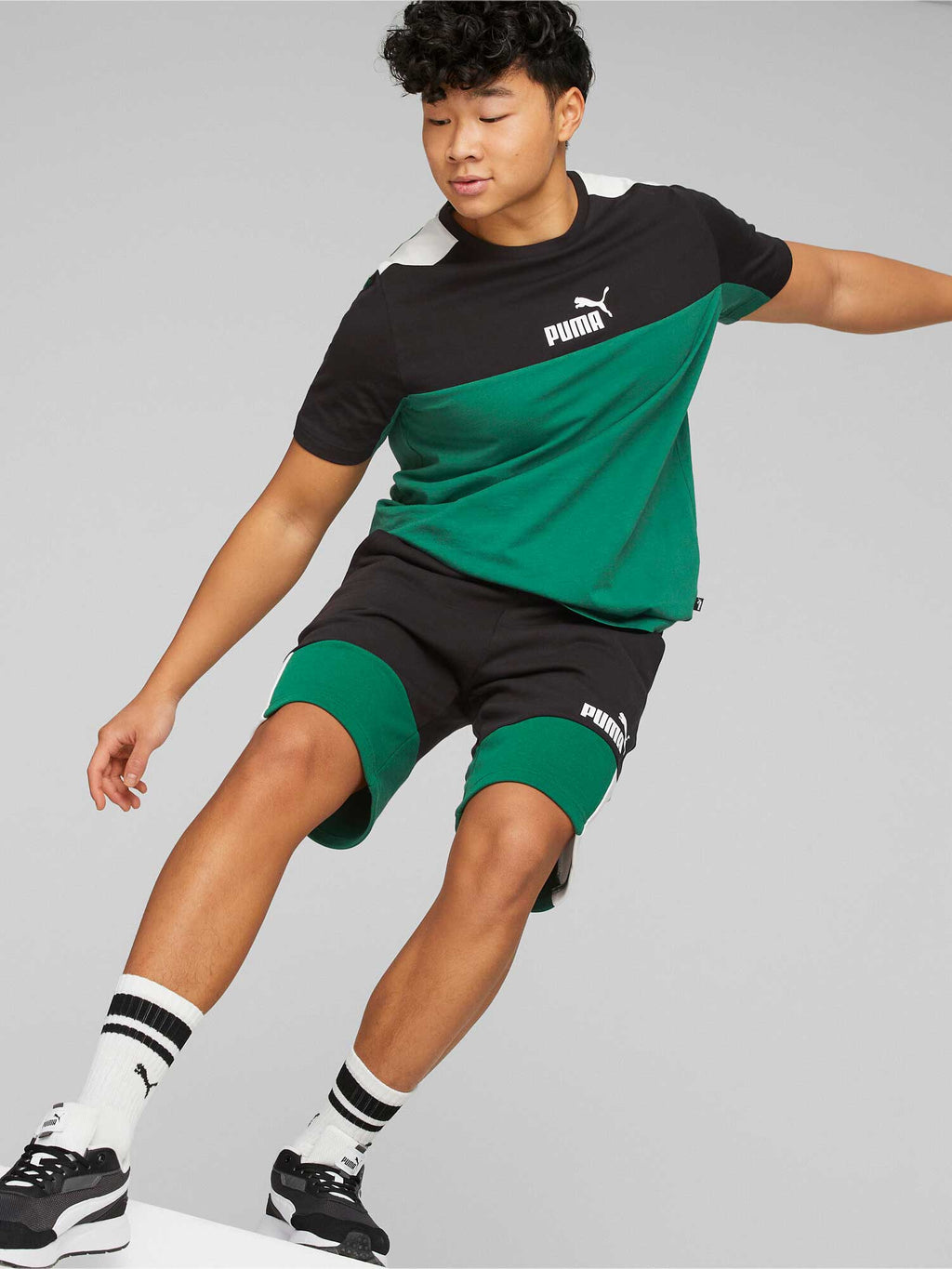 PUMA Къси панталони ESS+ Blocks 10 TR