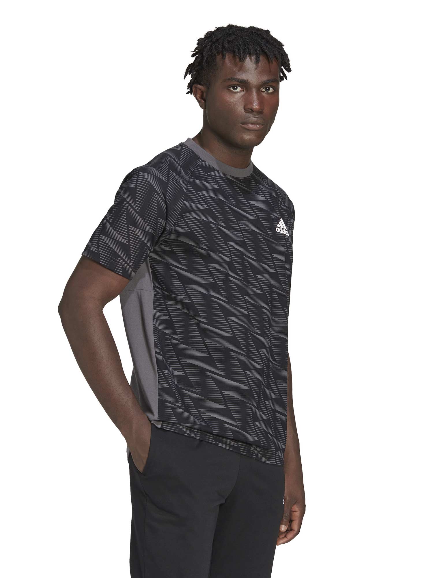 ADIDAS SPORTSWEAR Тениска Designed For Gameday Travel