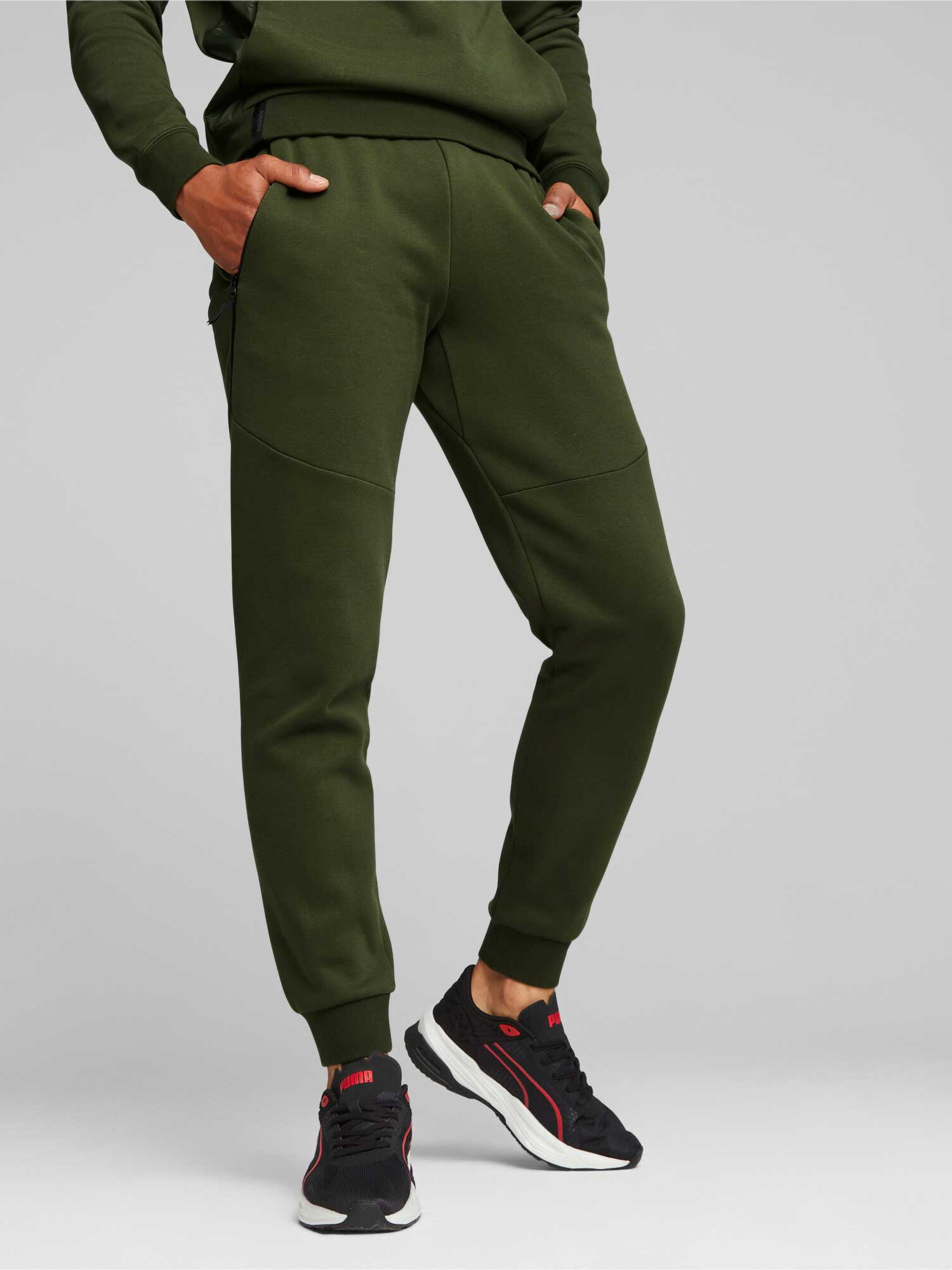PUMA Спортно долнище PUMATECH Sweatpants FL