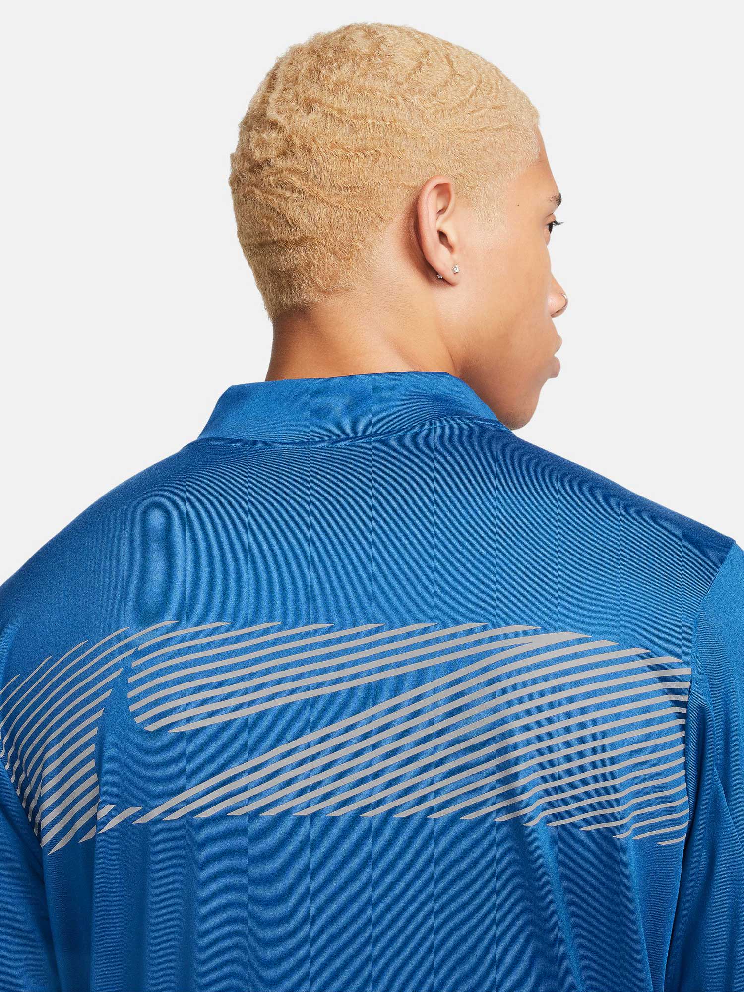 NIKE Блуза M NK DF ELMNT TOP HZ FLASH HBR
