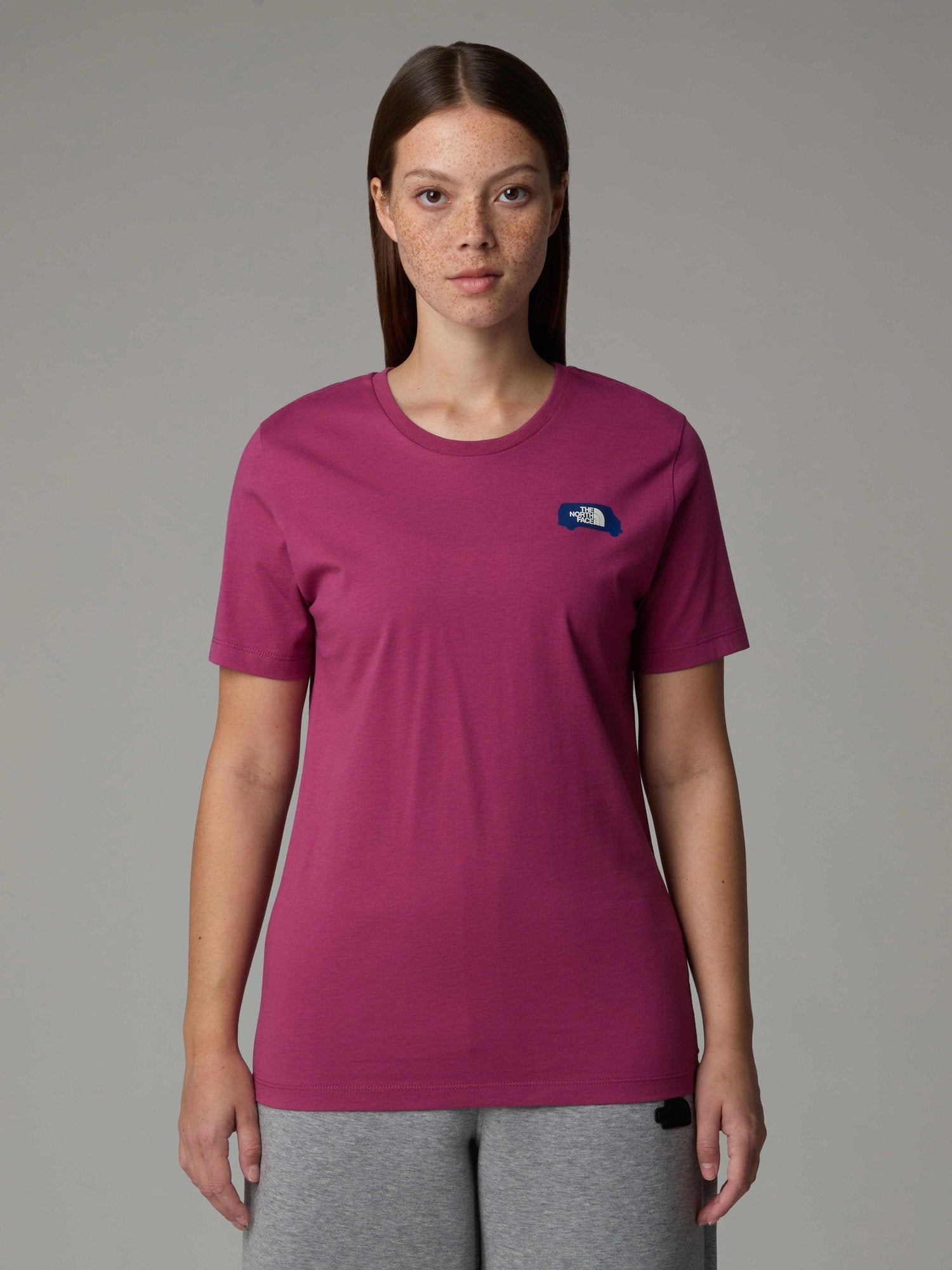THE NORTH FACE Тениска W SS OUTDOOR TEE