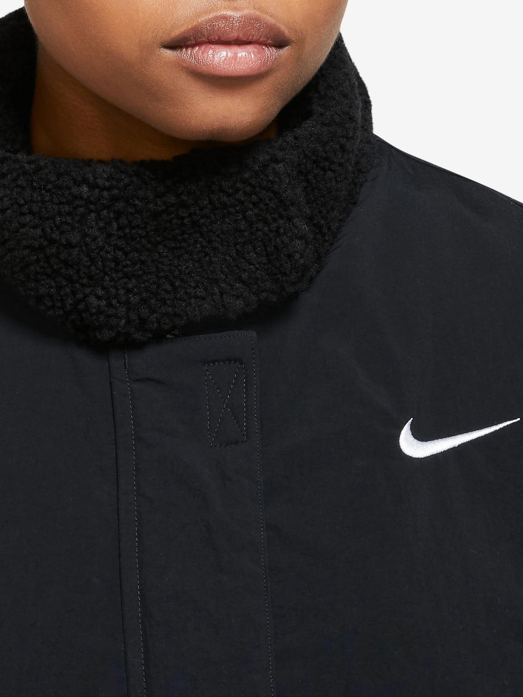 NIKE Яке W ESSNTL WVN SHRPA LND JKT