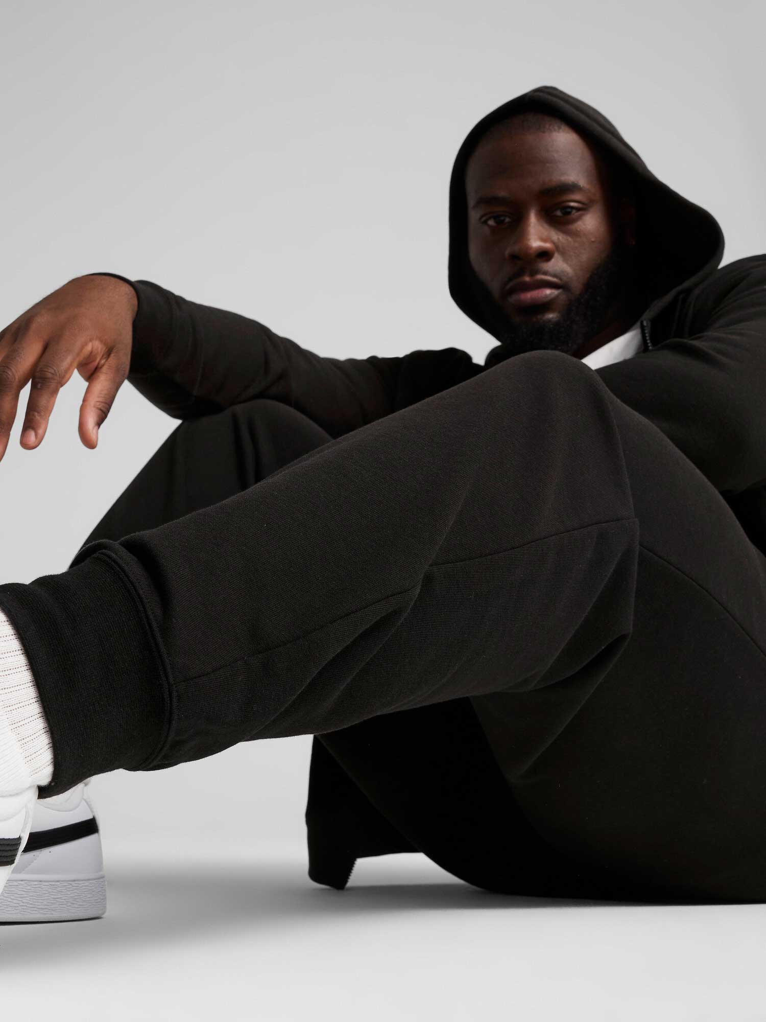 PUMA Спортно долнище ESS Logo Sweatpants TR cl