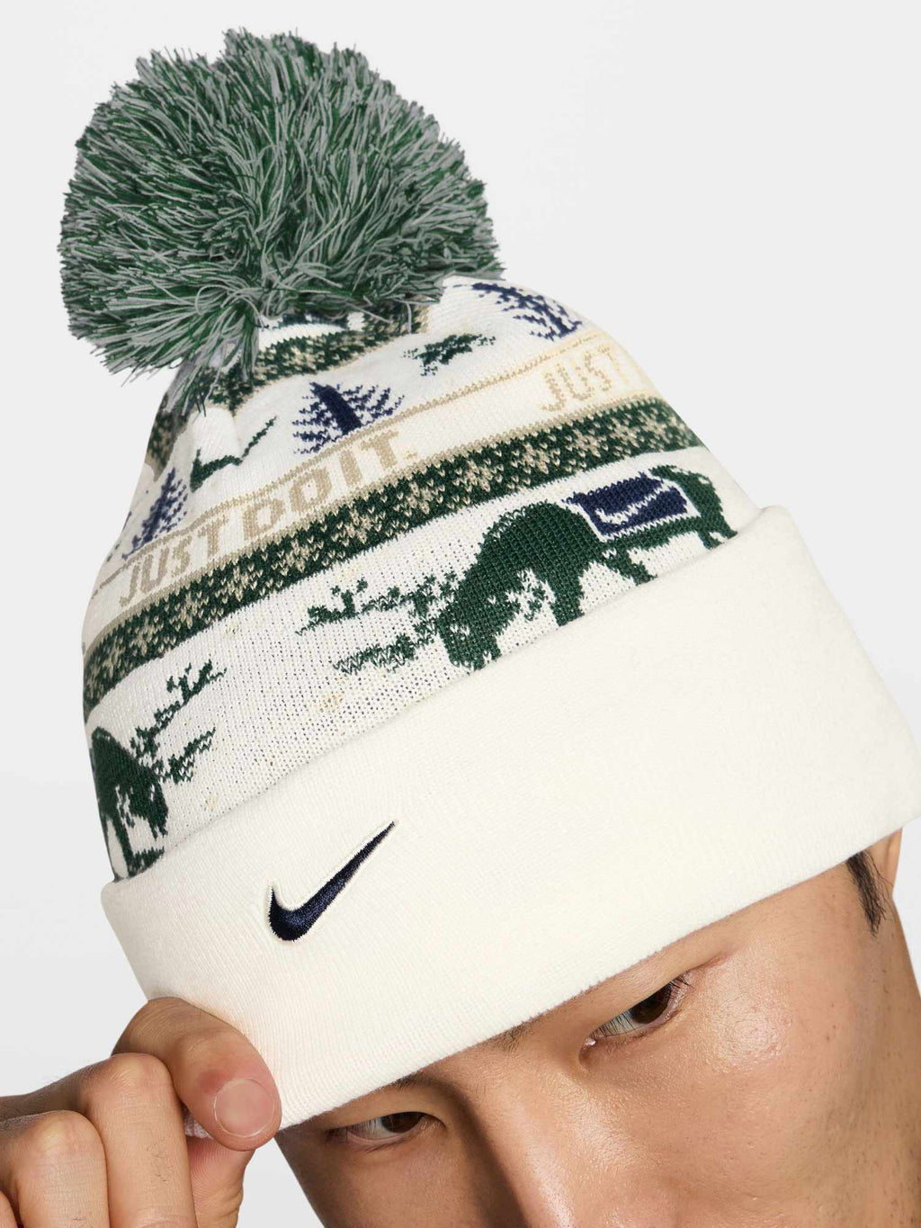 NIKE Шапка U NK PEAK BEANIE SC HOL25 L