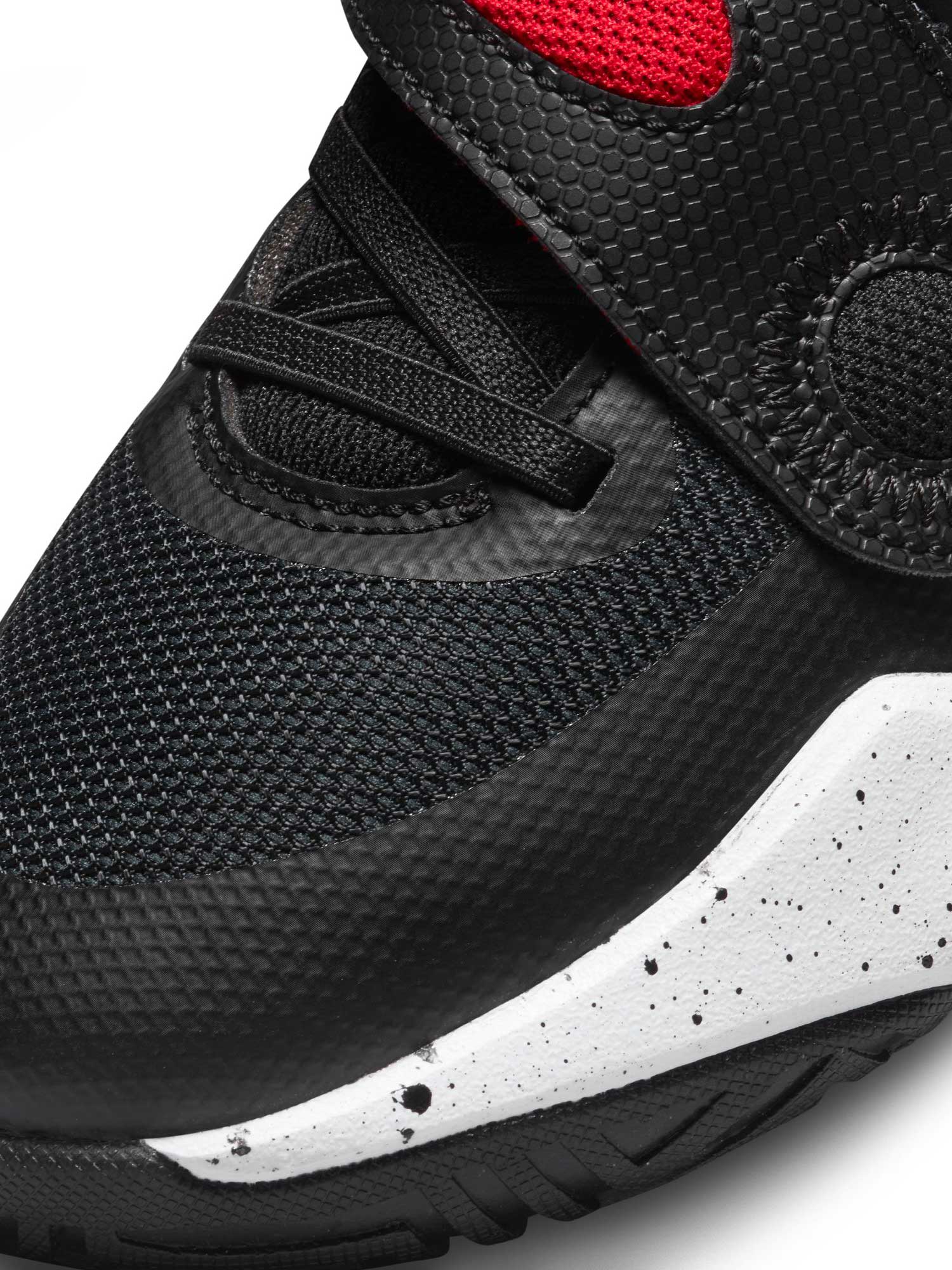 NIKE Обувки TEAM HUSTLE D 11 (GS)