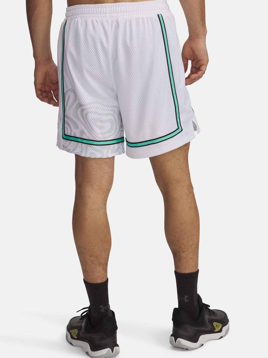 UNDER ARMOUR Къси панталони Zone Pro 7 Mesh Shrt Prntd