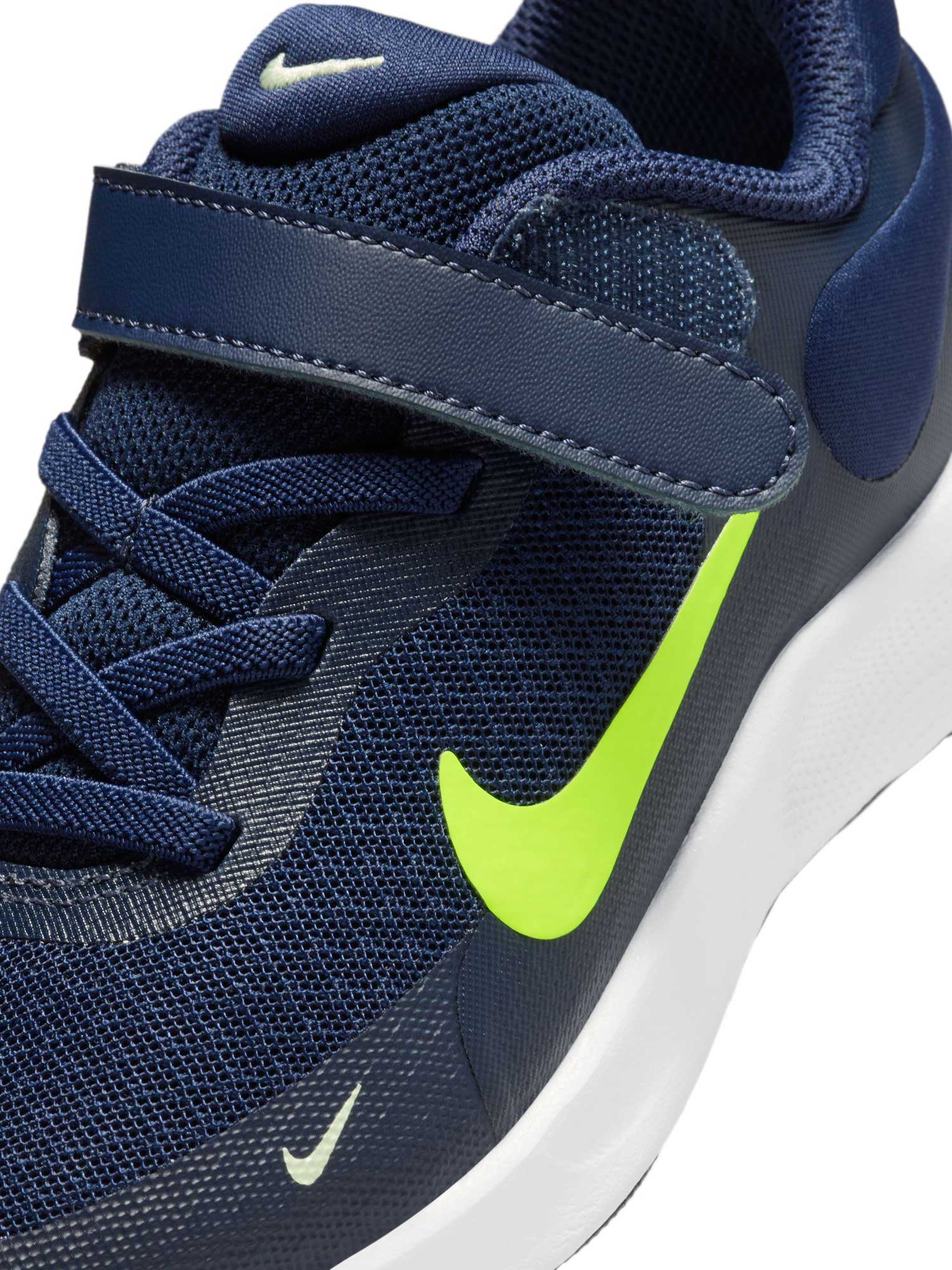 NIKE Обувки REVOLUTION 7 (PSV)