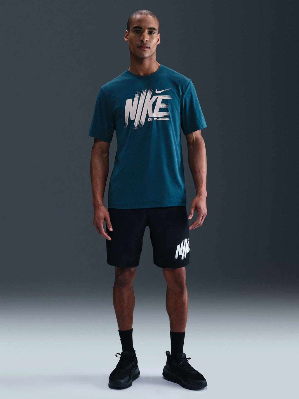 NIKE Тениска M NK DF UV HYVERSE SS GFX