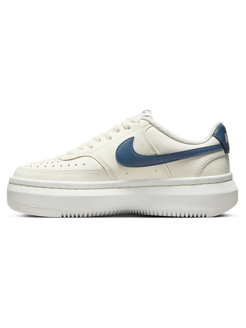 NIKE Обувки W COURT VISION ALTA LTR
