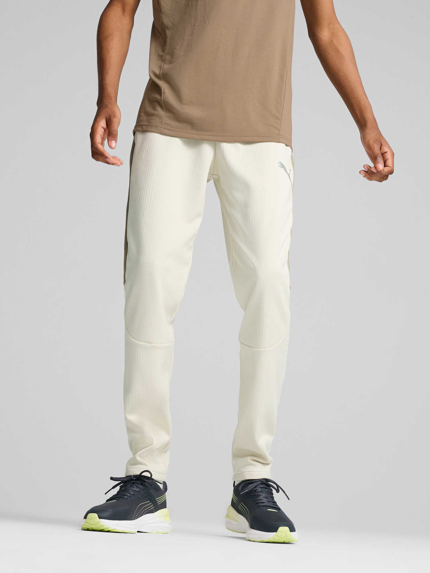 PUMA Спортно долнище EVOSTRIPE Warm Pants DK