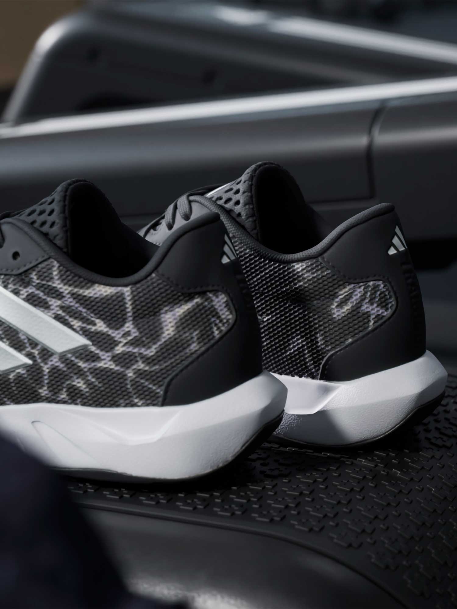 ADIDAS PERFORMANCE Обувки Amplimove Trainer