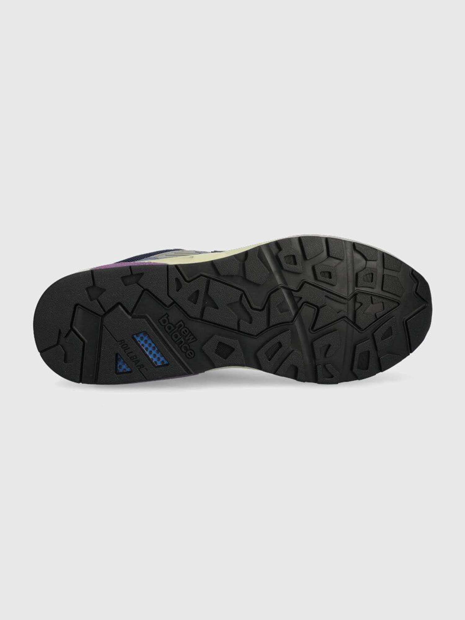 NEW BALANCE Обувки 580
