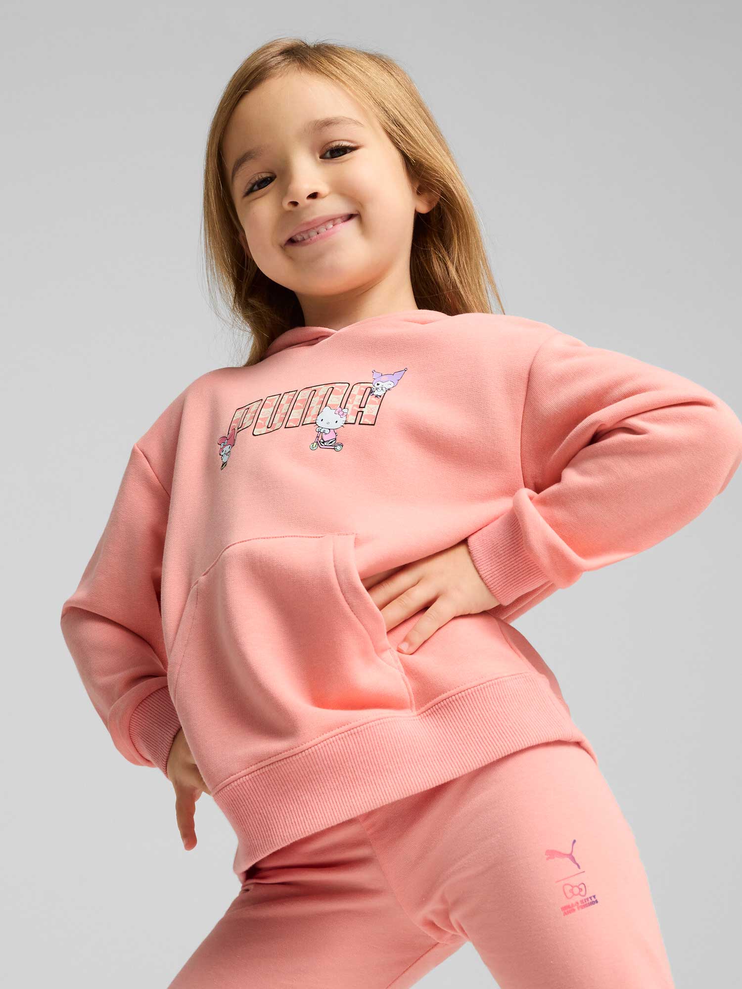 PUMA Суитшърт X HELLO KITTY FRIENDS Relaxed Hoodie TR