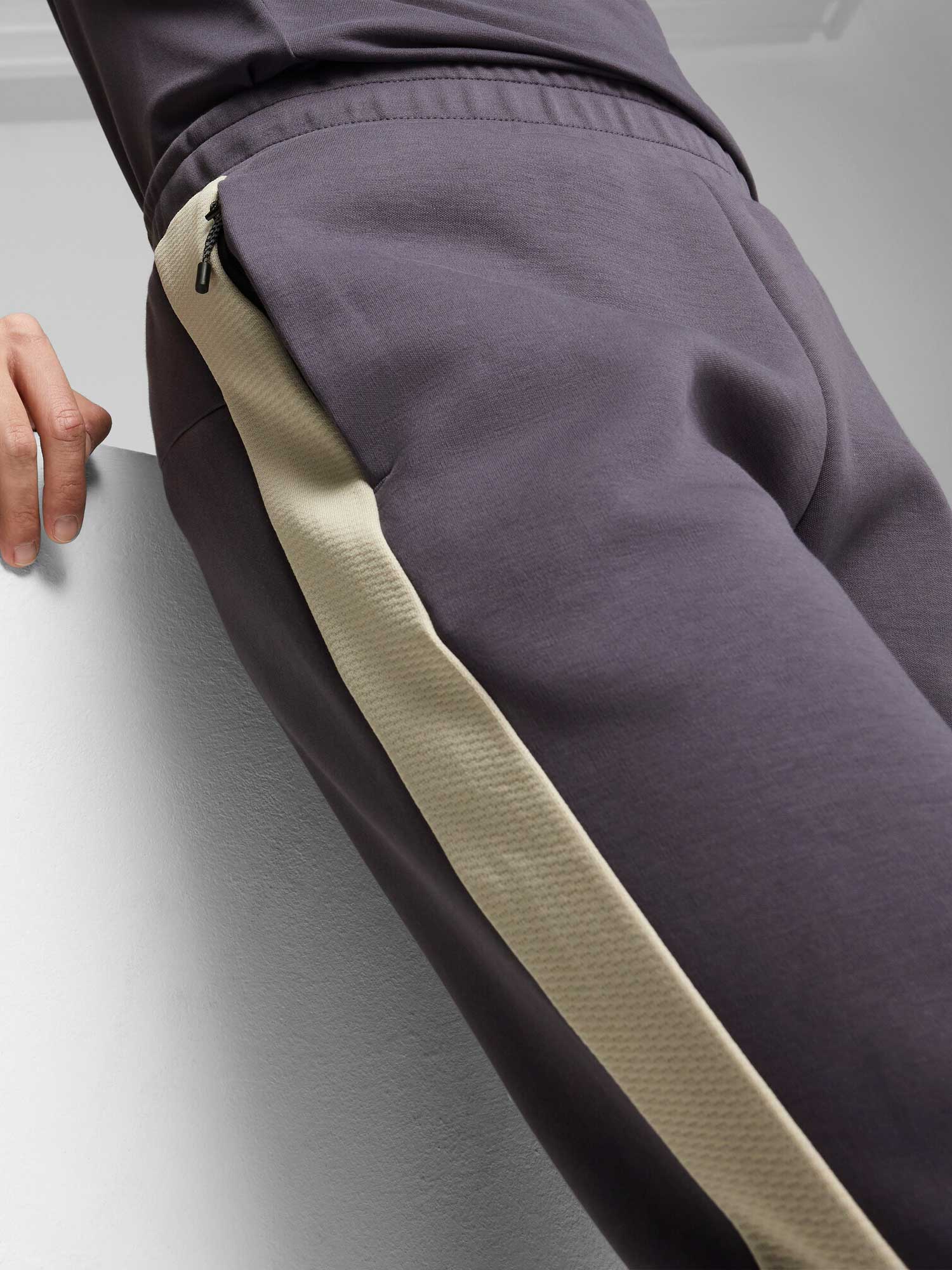 PUMA Спортно долнище EVOSTRIPE Pants DK