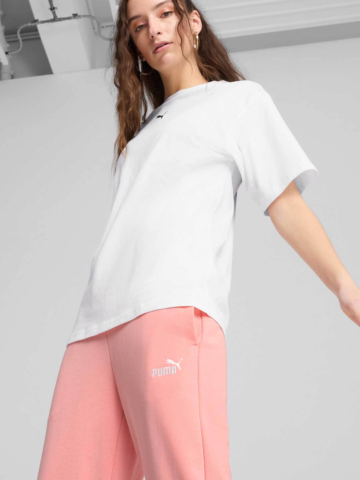 PUMA Спортно долнище ESS Small No. 1 Logo