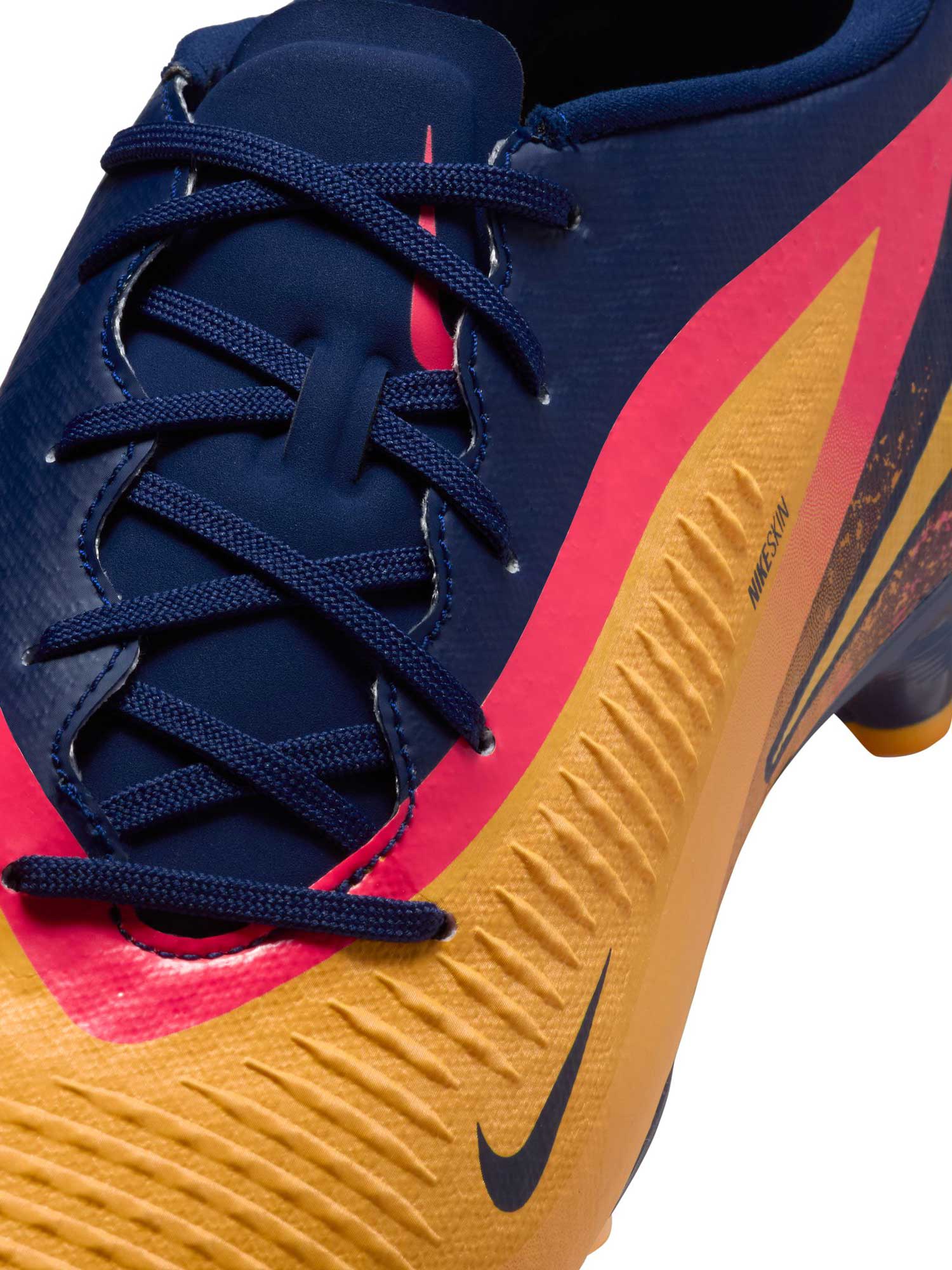 NIKE Обувки PHANTOM 6 LOW ACAD FG/MG Erling Haaland