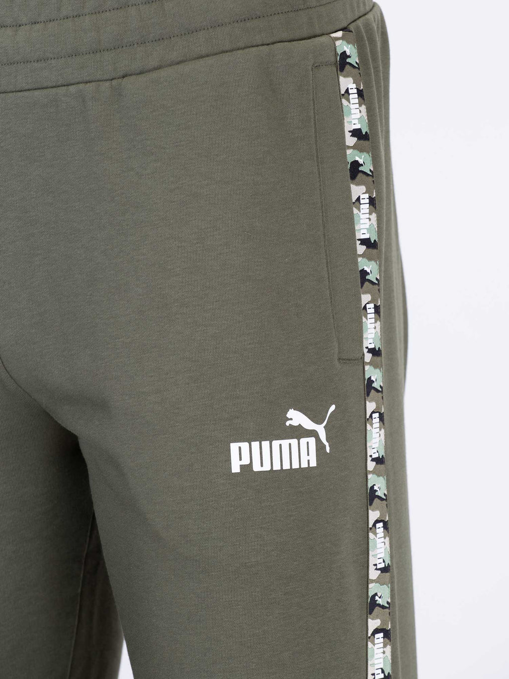 PUMA Спортно долнище ESS TAPE CAMO