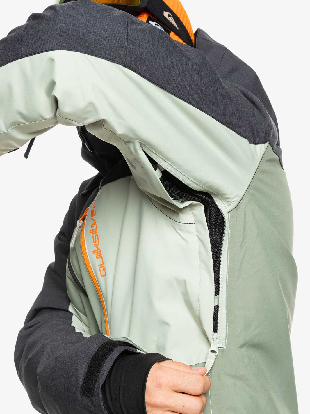 QUIKSILVER Сноуборд яке DAWSON