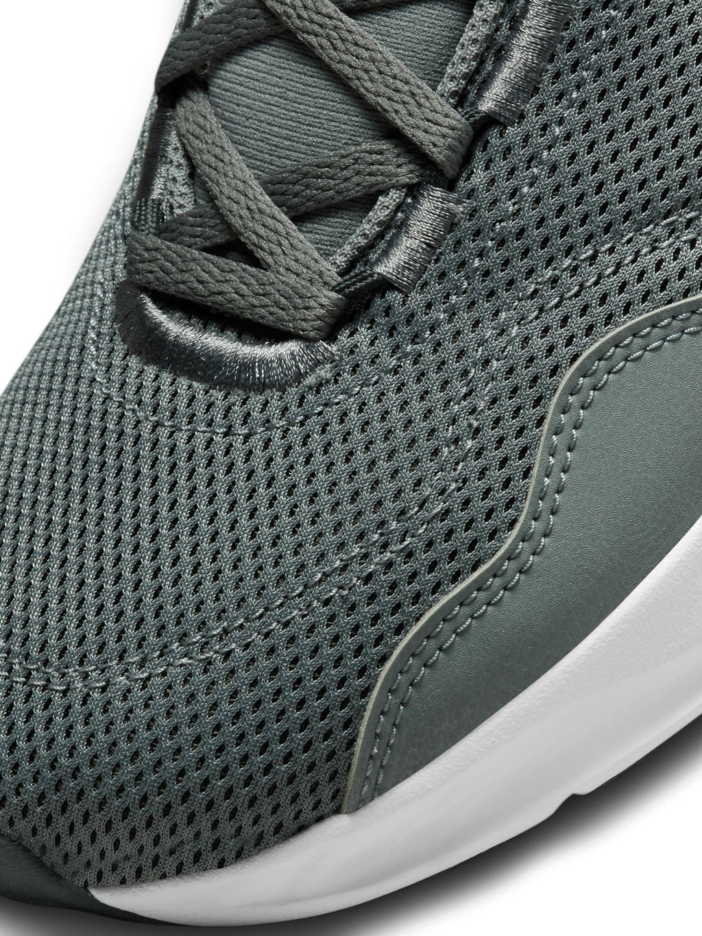 NIKE Обувки M LEGEND ESSENTIAL 3 NN