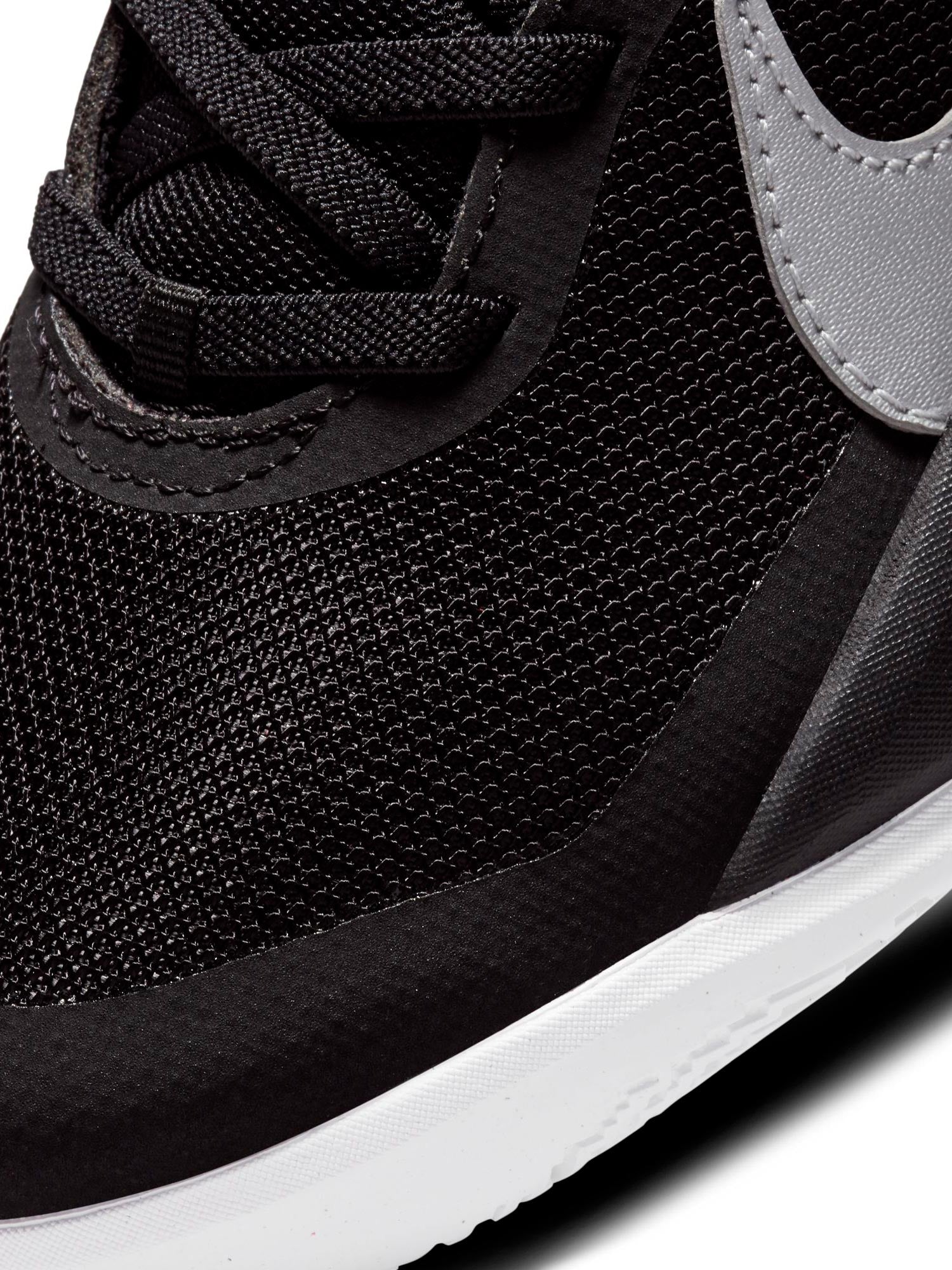 NIKE Обувки TEAM HUSTLE D 10 PS