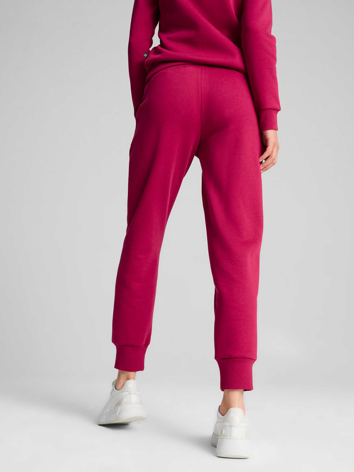 PUMA Спортно долнище ESS Sweatpants FL cl (s)