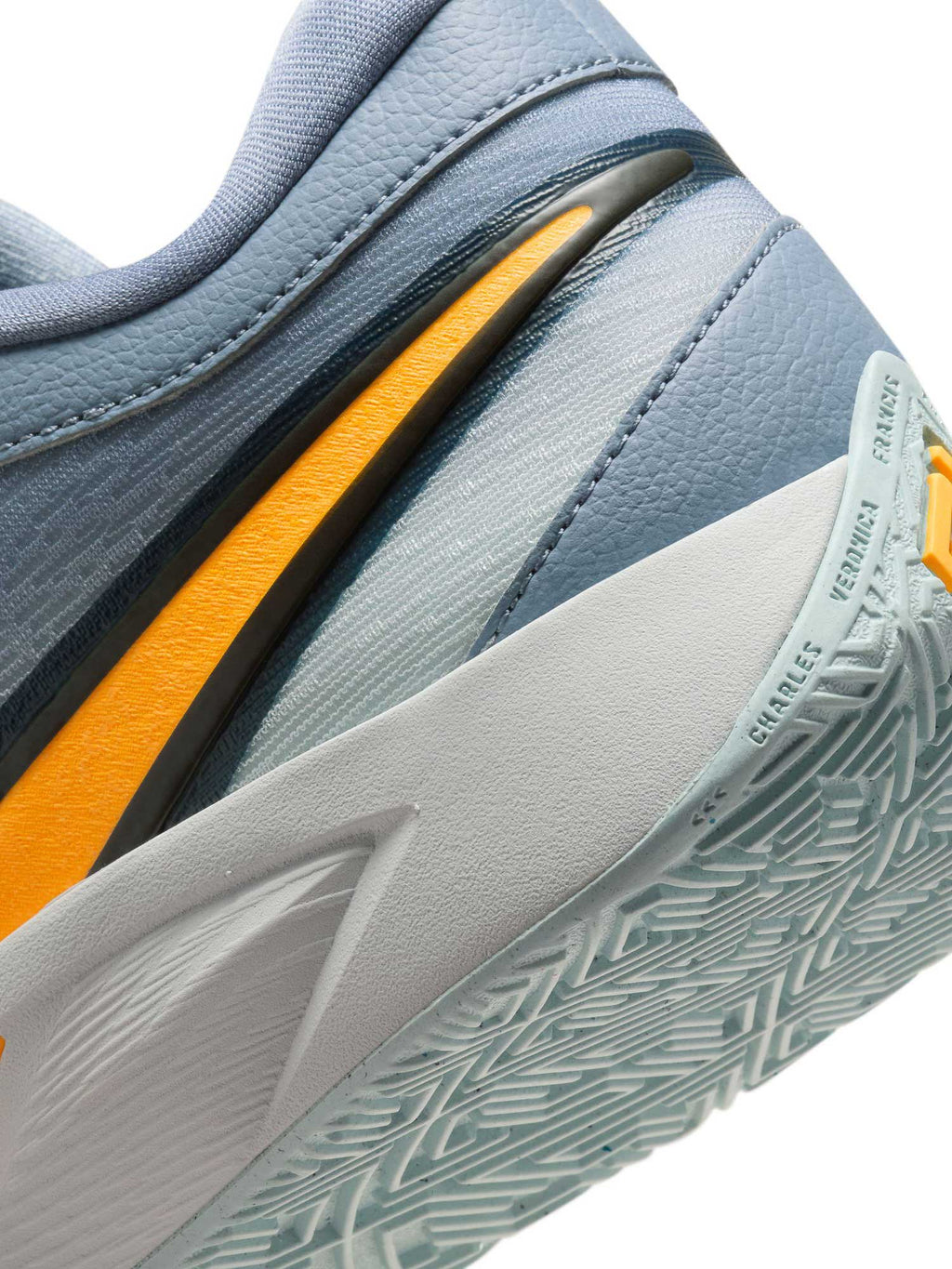 NIKE Обувки GIANNIS FREAK 6
