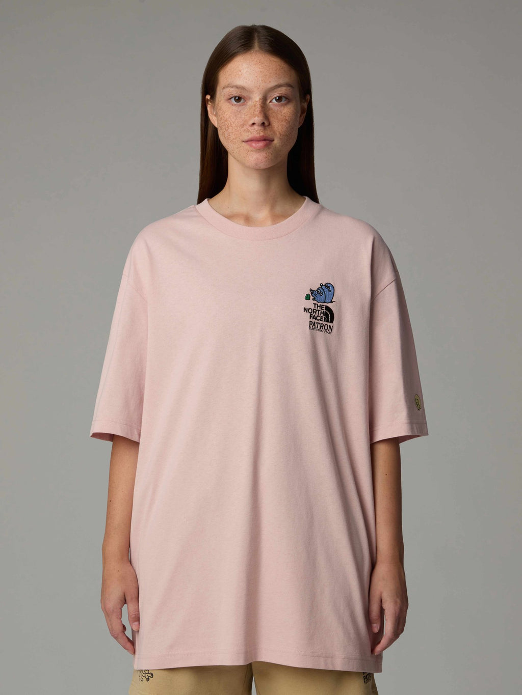 THE NORTH FACE Тениска U SS MOUNTAIN CLEANUP OVERSIZED TEE