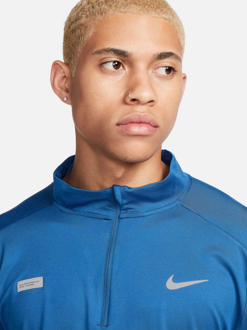NIKE Блуза M NK DF ELMNT TOP HZ FLASH HBR