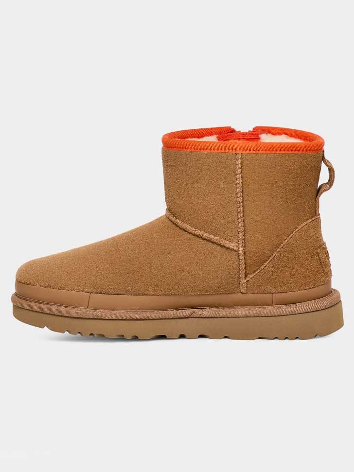 UGG Боти Classic Mini Zipper Tape Logo