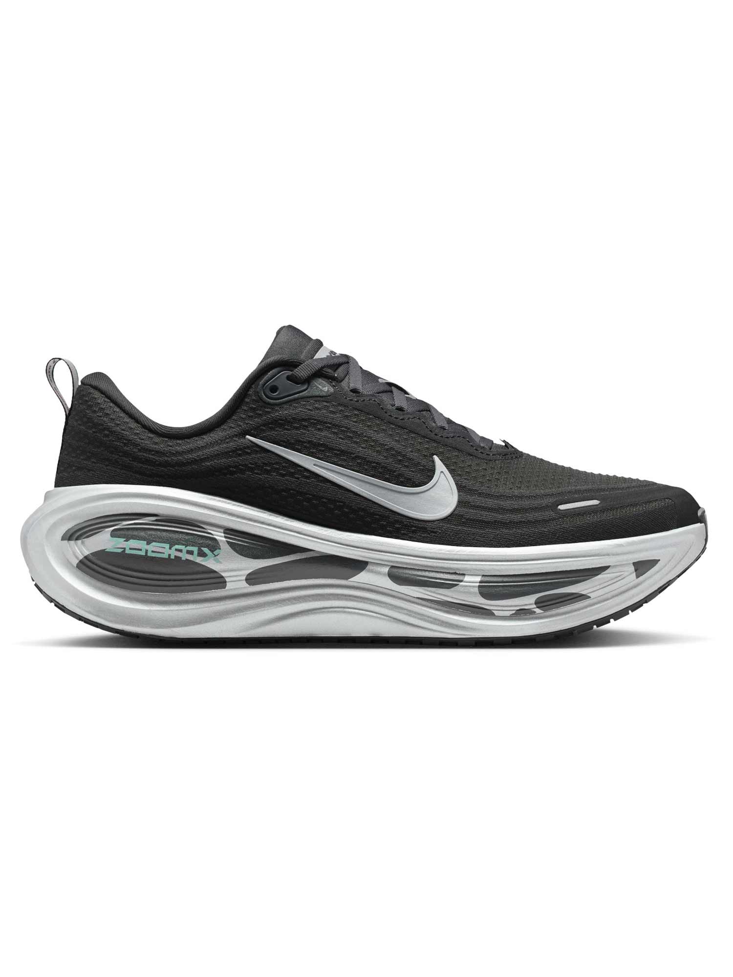 NIKE Обувки VOMERO PLUS