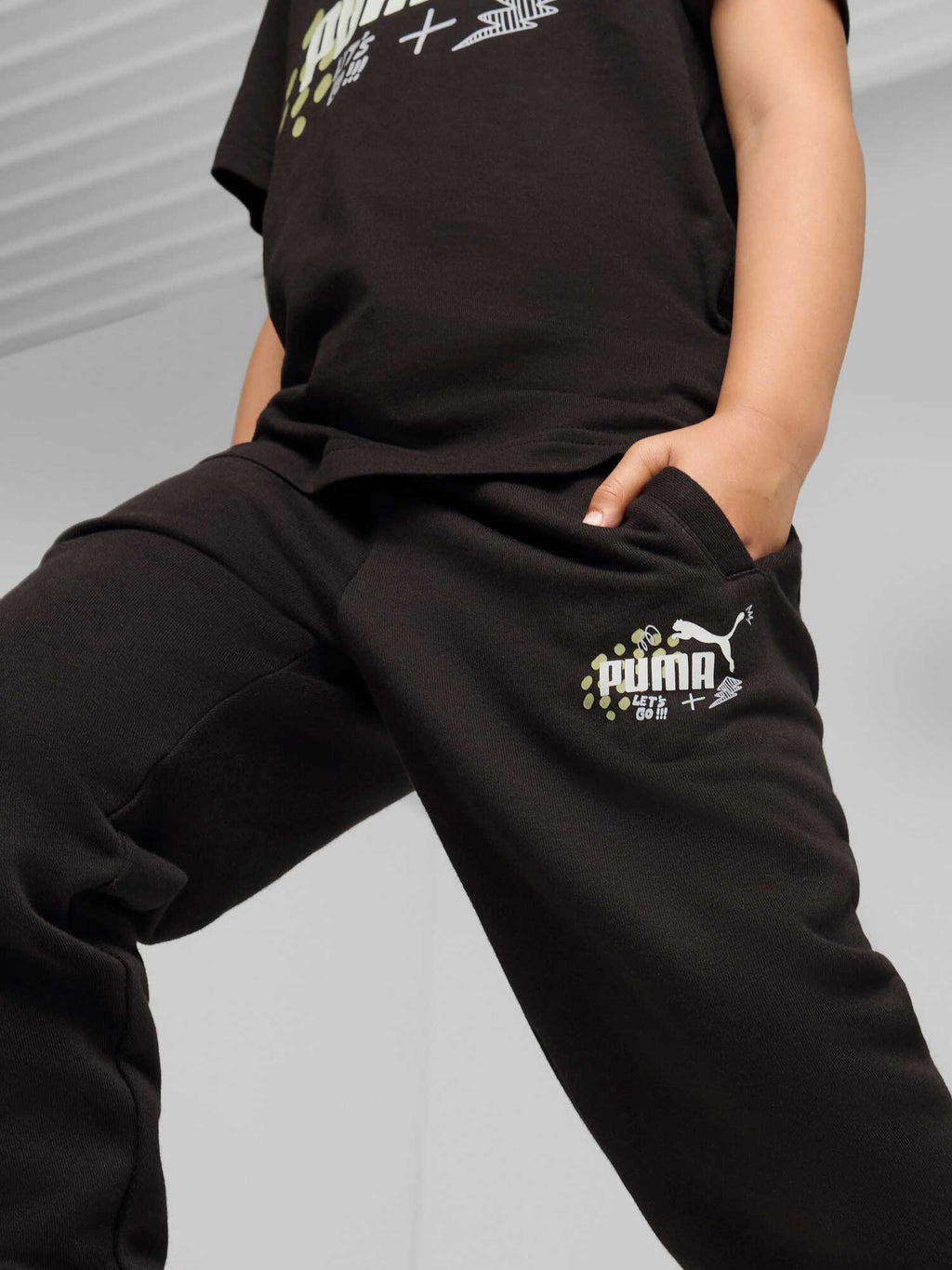 PUMA Спортно долнище FC ESS+