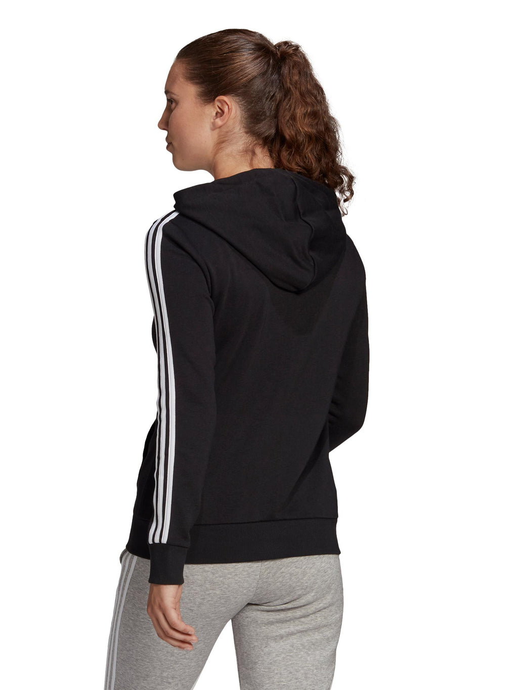 ADIDAS SPORTSWEAR Суитшърт Essentials