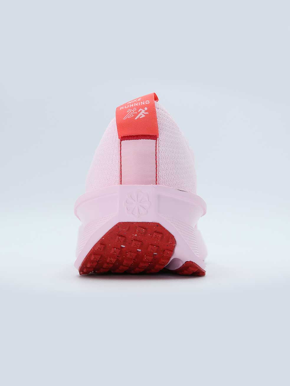NIKE Обувки W INTERACT RUN SE