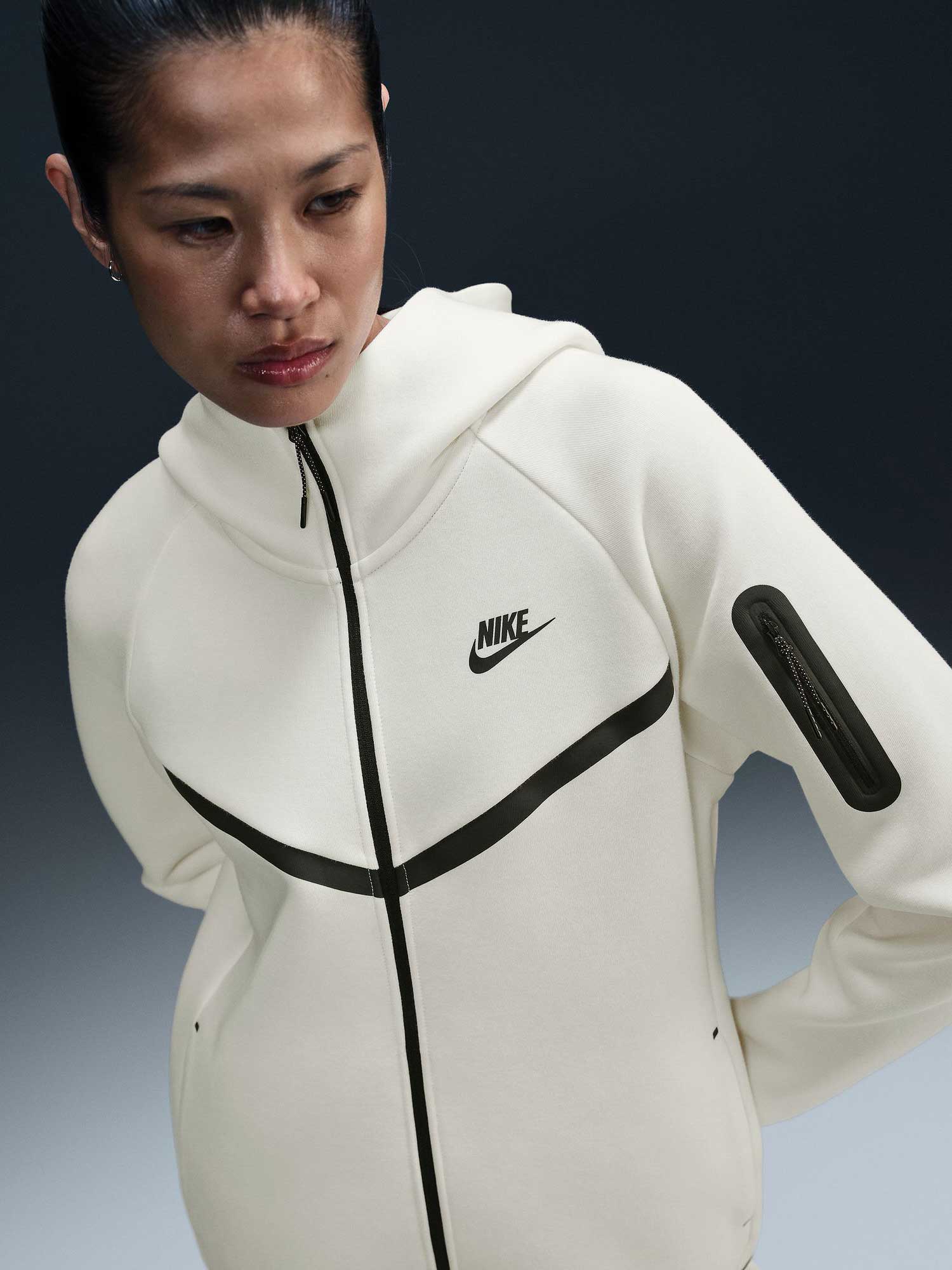 NIKE Суитшърт W NSW TCH FLC WR FZ HDY 2
