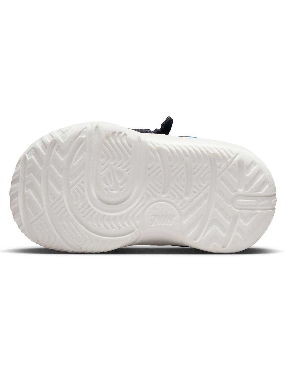 NIKE Обувки TEAM HUSTLE D 11 LIL TD