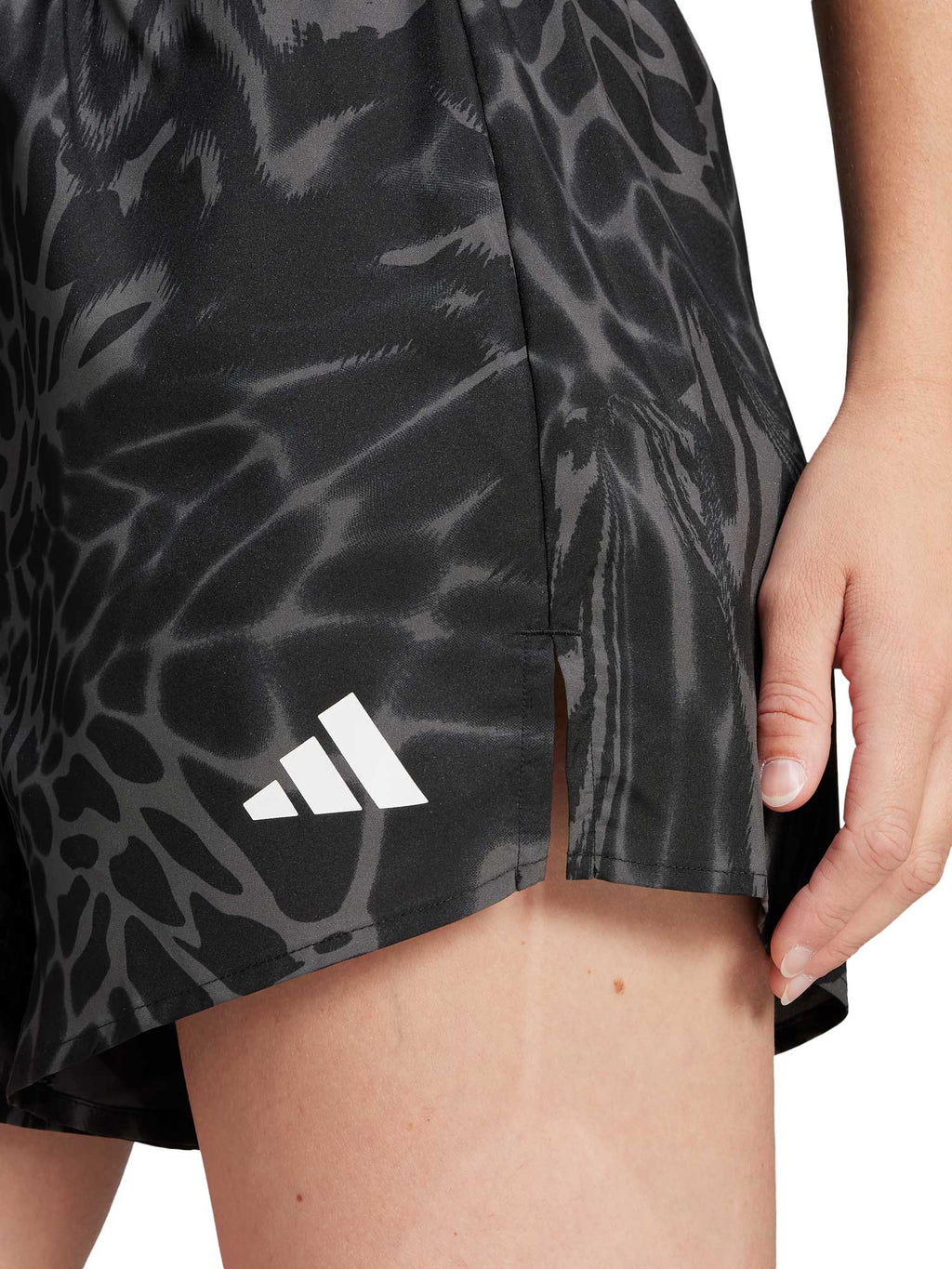 ADIDAS PERFORMANCE Къси панталони Train Essentials Allover Print