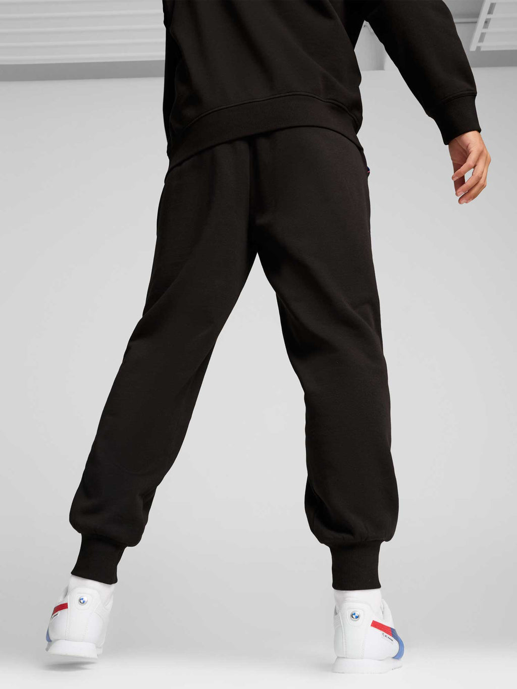 PUMA Спортно долнище BMW MMS ESS+ PANTS FLEECE
