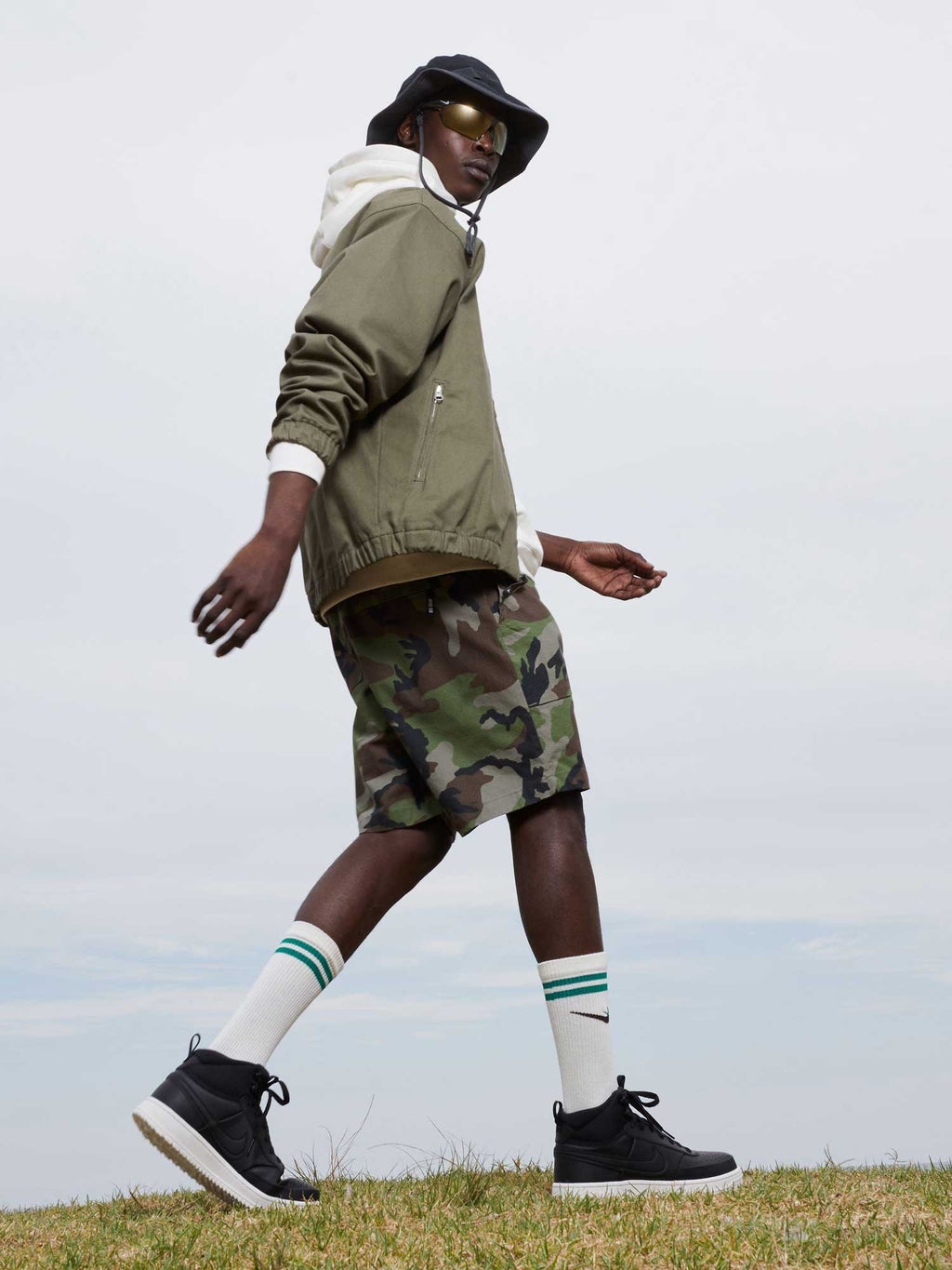 NIKE Обувки COURT VISION MID WNTR