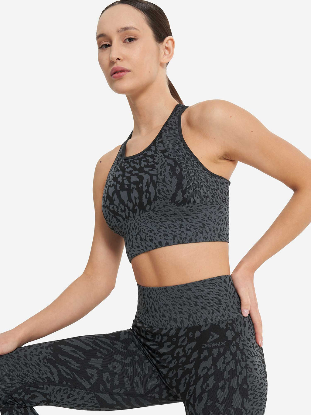 DEMIX Спортен сутиен W D Yoga HighFlow Seamless