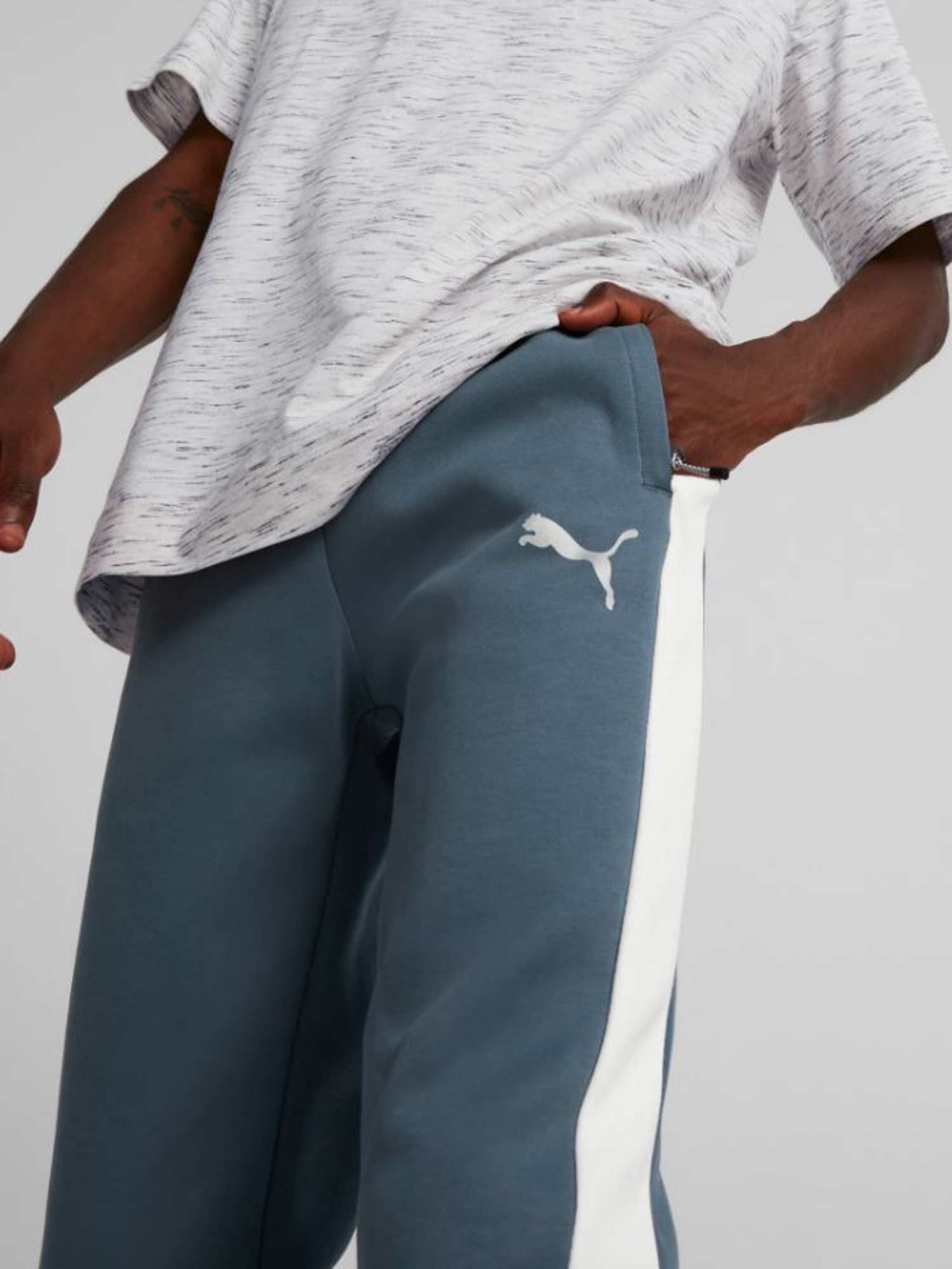 PUMA Спортно долнище Evostripe