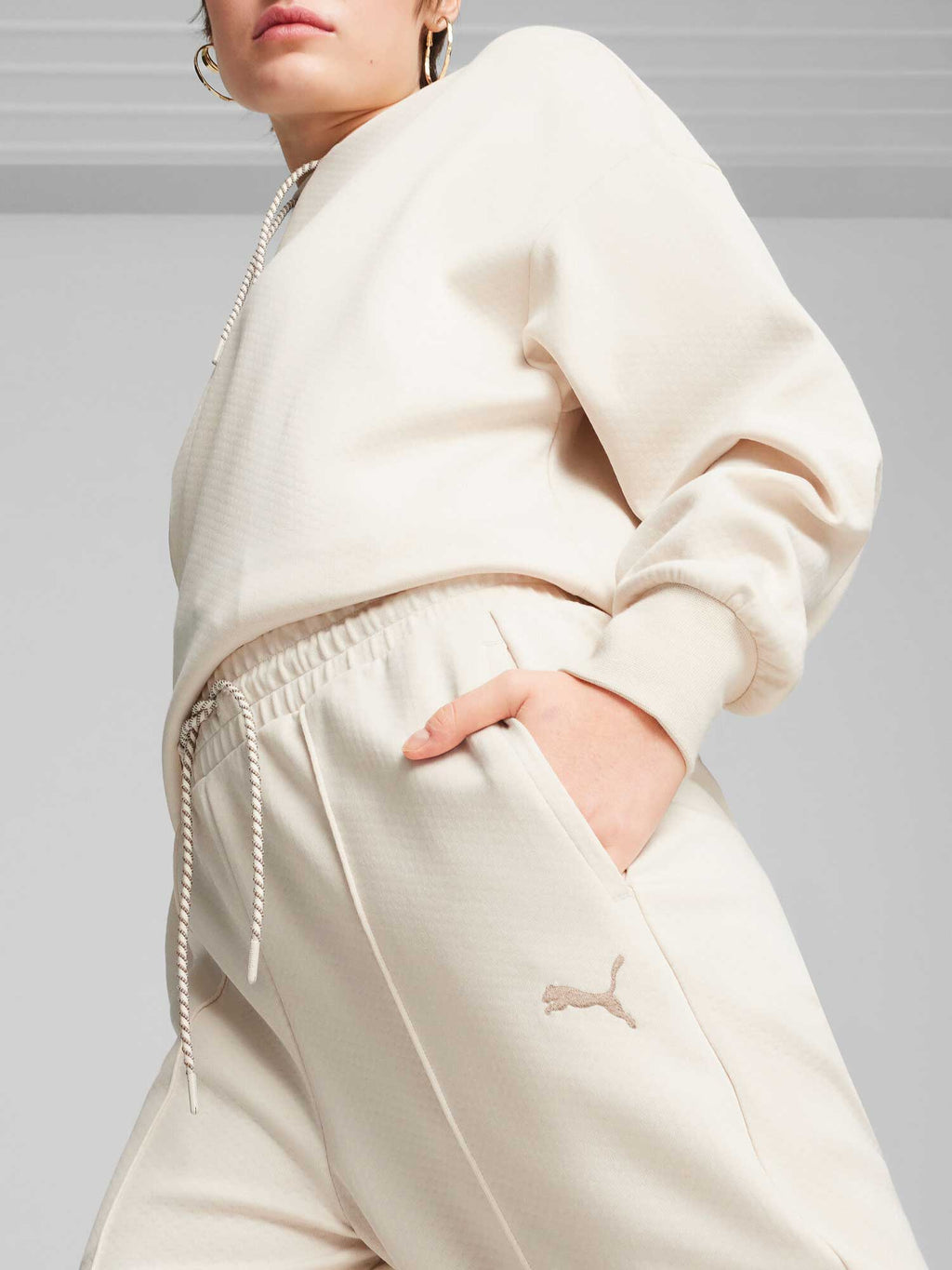 PUMA Спортно долнище CLASSICS Pintuck Sweatpants DK