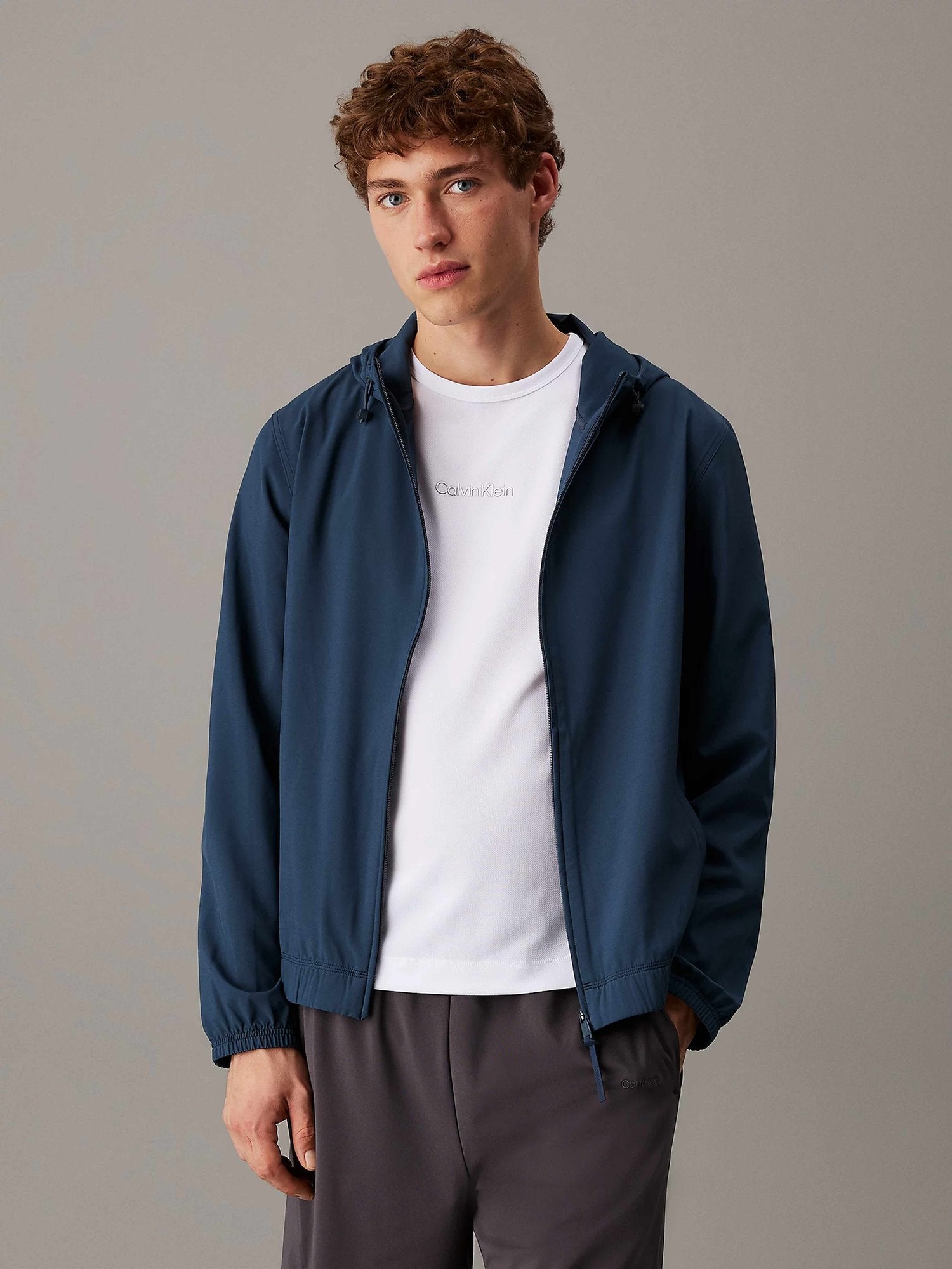 Calvin Klein Performance Ветровка WO WIND JACKET
